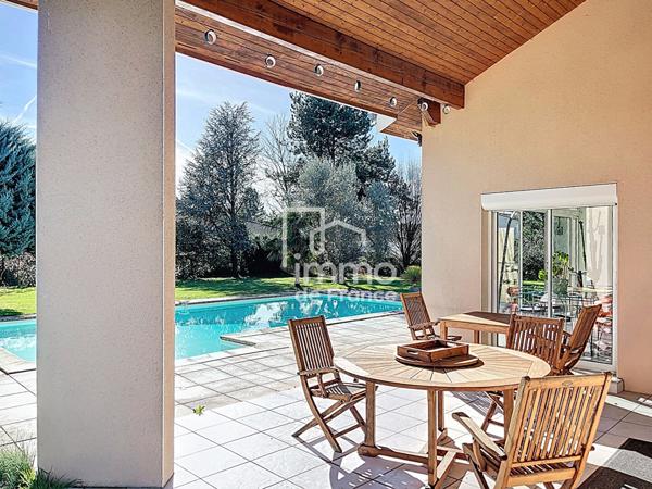 Maison Saint Denis Les Bourg 155 m2