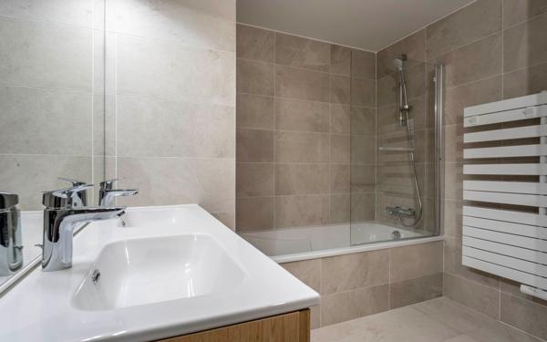 Appartement à vendre    4 pièces • 96 m2 Francheville