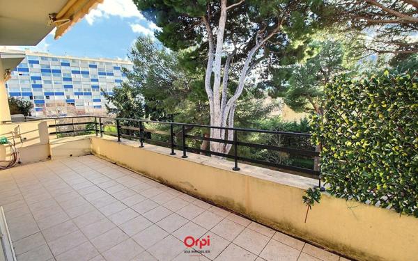 Appartement à vendre    4 pièces • 91,33 m2 Marseille 9