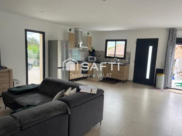 Construction 2025 pour ce F4 jeune et moderne