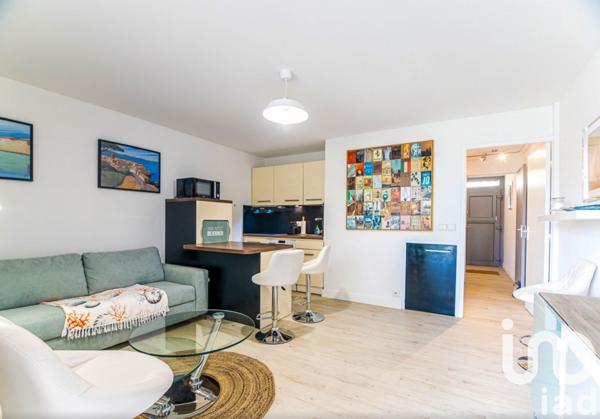 Appartement 2 pièces de 49 m² à Gassin (83580)