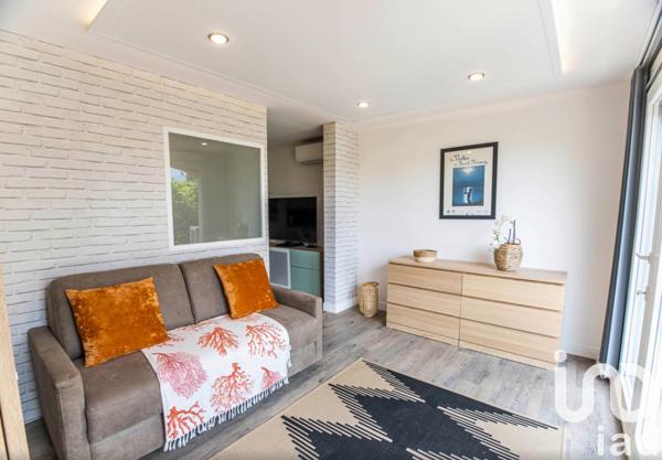 Appartement 2 pièces de 49 m² à Gassin (83580)