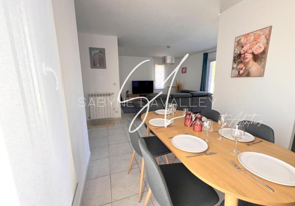 VILLA 3 CHAMBRES AVEC PISCINE ET GARAGE