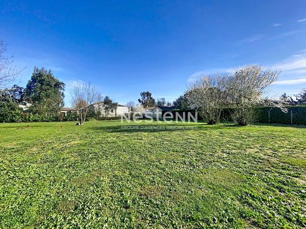 À VENDRE - CUGNAUX - terrain à bâtir de 778 m² entièrement viabilisé et libre de toute construction de maison individuelle