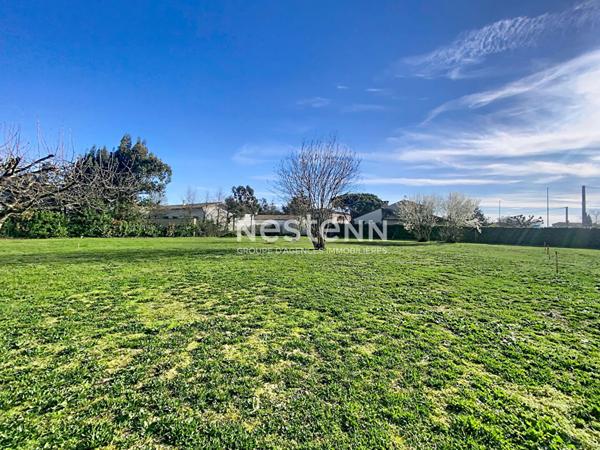 À VENDRE - CUGNAUX - terrain à bâtir de 778 m² entièrement viabilisé et libre de toute construction de maison individuelle
