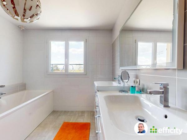 Maison 7 pièces - 232 m² Bien prestige