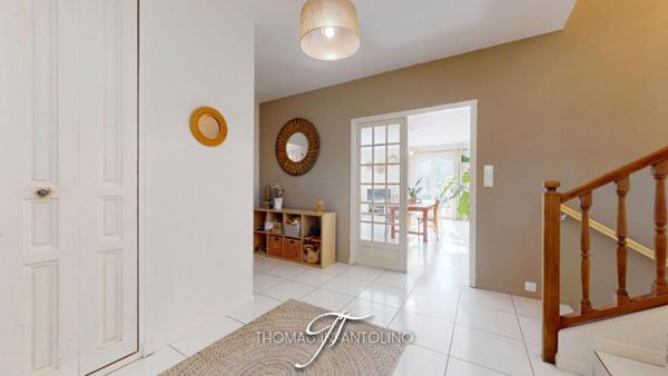 EN EXCLUSIVITE - 4 CHAMBRES - CLIMATISATION - GARAGE - PISCINE