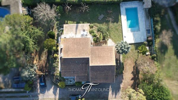 EN EXCLUSIVITE - 4 CHAMBRES - CLIMATISATION - GARAGE - PISCINE