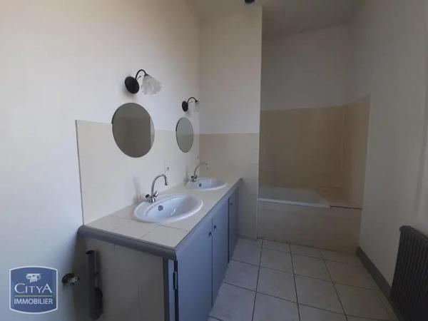 Maison à louer 5 pièces 131.6m² Agen (47000)