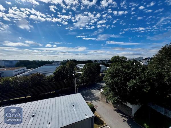 Appartement à louer 4 pièces 87.2m² Brest (29200)