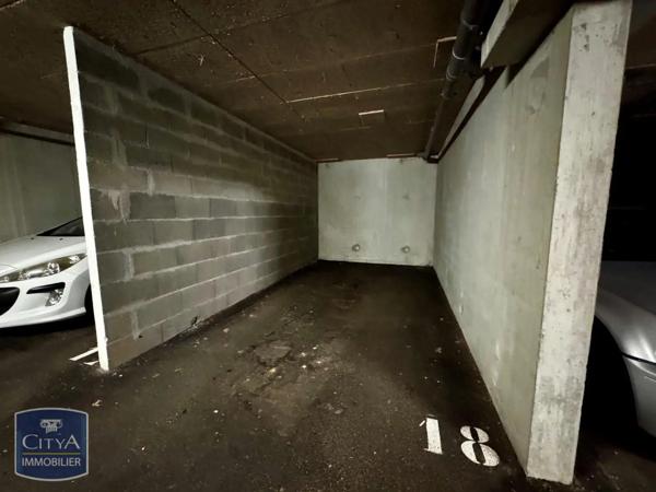 Appartement à louer 4 pièces 87.2m² Brest (29200)