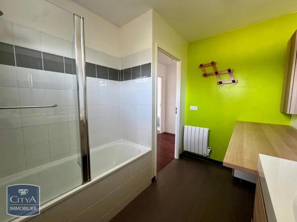 Appartement à louer 4 pièces 87.2m² Brest (29200)