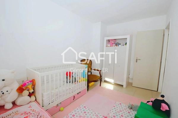 Pavillon type T4 de 81m² en R+1. Labelisé RT 2012 Faibles charges