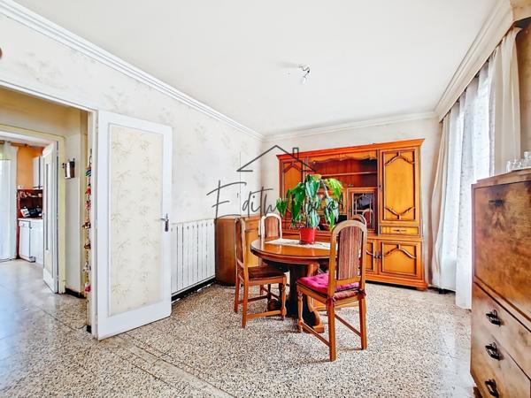 Millau (12100) Appartement traversant T3 (ancien T4) avec balcons et parking