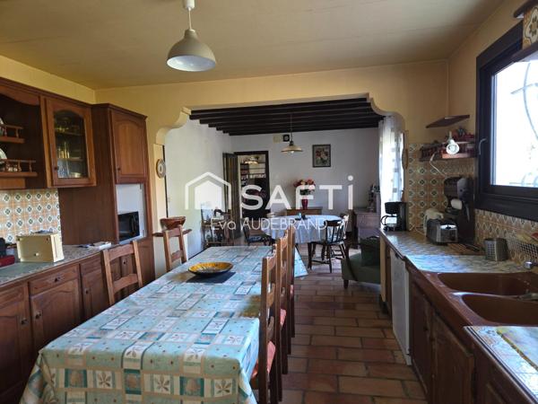 Pavillon d'architecte 4 chambres, parcelle de 3700 M2