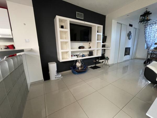 Maison de ville de 5 Pièces et sur 82 m² de SH