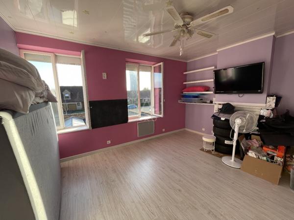 Maison de ville de 5 Pièces et sur 82 m² de SH