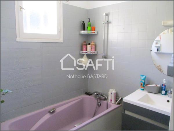 Sausset Côte Bleue : belle demeure familiale avec piscine à deux pas de la mer