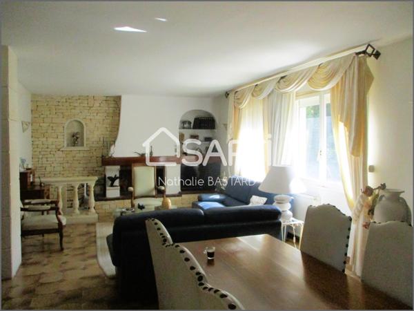 Sausset Côte Bleue : belle demeure familiale avec piscine à deux pas de la mer