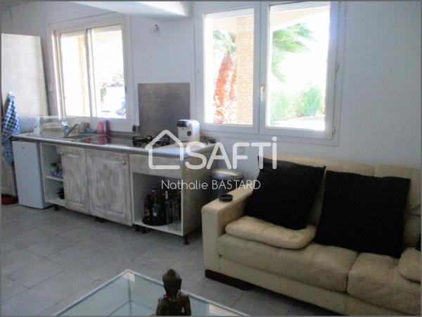 Sausset Côte Bleue : belle demeure familiale avec piscine à deux pas de la mer