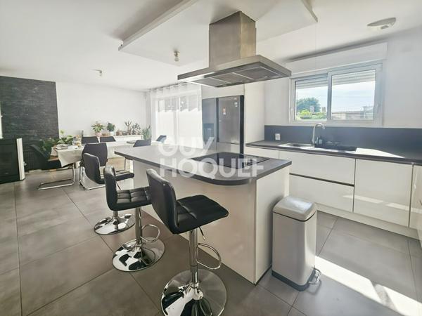 Maison 6 pièces à vendre à Favières
