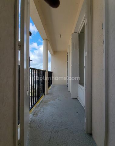 Saint-Brieuc : Appartement lumineux avec potentiel locatif et emplacement de choix – 167 000 €