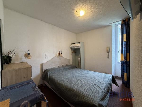 Opportunité Rare à Lourdes - Ensemble Hôtelier & Restauration à Fort Potentiel Mûr et Fond de commerce