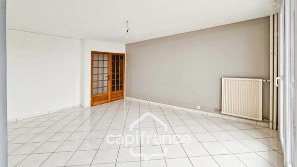 Bel appartement familial- lumineux, fonctionnel- parfaitement agencé- proche Parc des Patis.