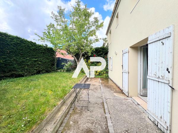 Maison Montmagny 7 pièce(s) 129 m2 450 000 € **  - Référence  1221