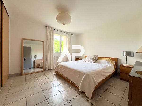 Maison Montmagny 7 pièce(s) 129 m2 450 000 € **  - Référence  1221