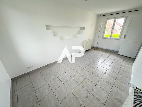 Maison Montmagny 7 pièce(s) 129 m2 450 000 € **  - Référence  1221