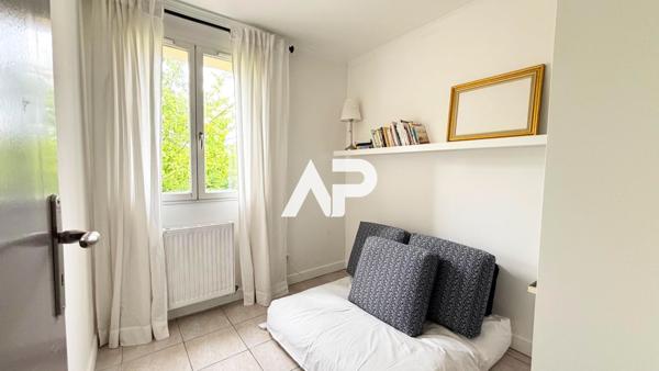 Maison Montmagny 7 pièce(s) 129 m2 450 000 € **  - Référence  1221