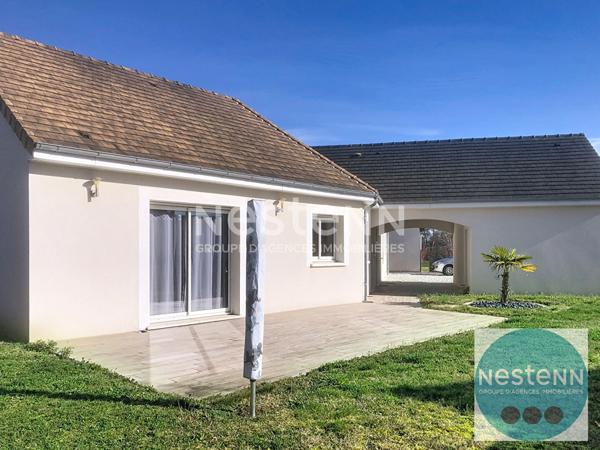 VINEUIL Maison de plain -pied 5 pièce(s) 147.42 m2- 4 CHAMBRES - au calme.