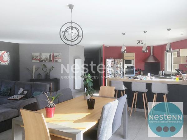 VINEUIL Maison de plain -pied 5 pièce(s) 147.42 m2- 4 CHAMBRES - au calme.