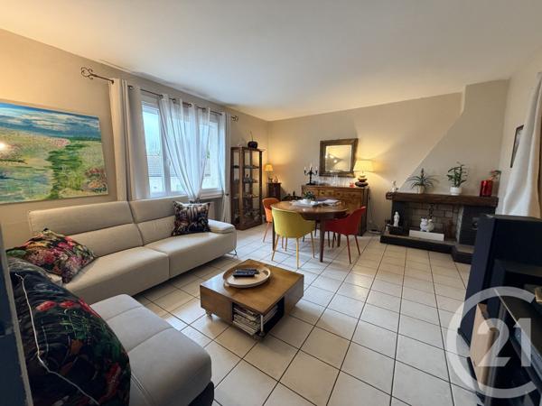 Appartement à vendre  4 pièces - 96,59 m2 ST GENEST LERPT - 42