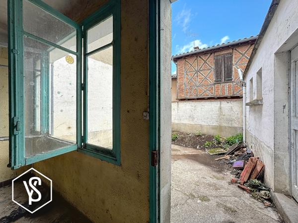 Bourg-Saint-Bernard (31570) "L'URBEX"