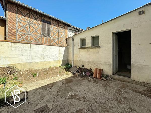 Bourg-Saint-Bernard (31570) "L'URBEX"