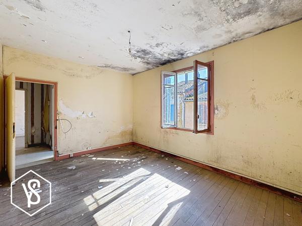 Bourg-Saint-Bernard (31570) "L'URBEX"