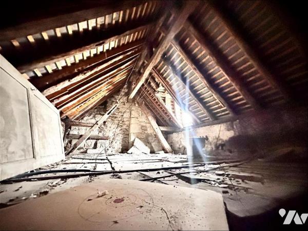 AZAY LE RIDEAU- Rue Nationale