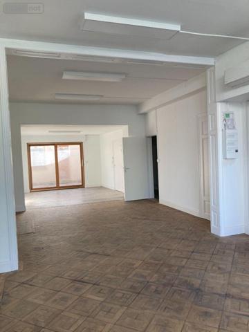 Local commercial à louer à Merville dans le Nord (59660), ref : CLOC157