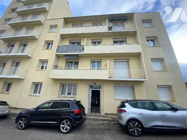 Appartement bien situé, impasse calme, traversant, vue sur jardinet