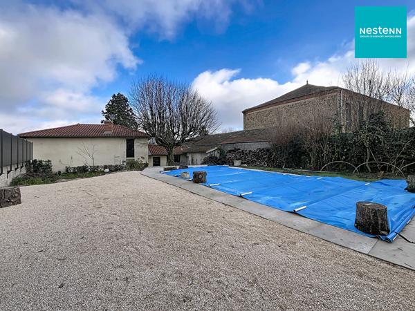 SOLEYMIEUX (42560) : Un cocon familial au coeur de Soleymieux - 263 m² habitables - 5 chambres