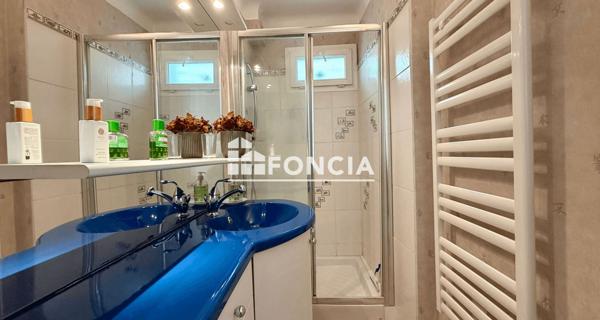 À vendre Maison 5 pièces 138.85 m² - Saint-égrève 38120