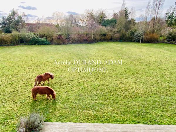 Propriété de 5 chambres - Séjour lumineux - Vaste Garage - Située au calme à 20 minutes des plages normandes -