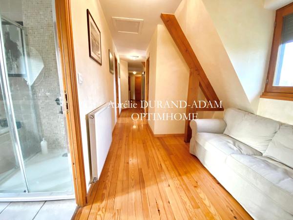 Propriété de 5 chambres - Séjour lumineux - Vaste Garage - Située au calme à 20 minutes des plages normandes -