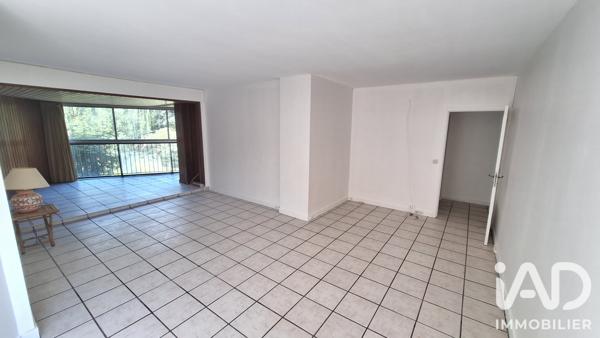 Appartement à vendre 4 pièces 77 m² Le Chesnay-Rocquencourt