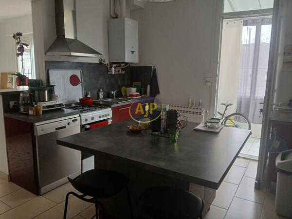 Location maison Rochefort : 970 € - AJP Immobilier Rochefort