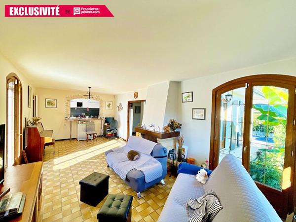 Maison Artigues Pres Bordeaux 6 pièce(s) 150 m2 Piscine jardin Garage