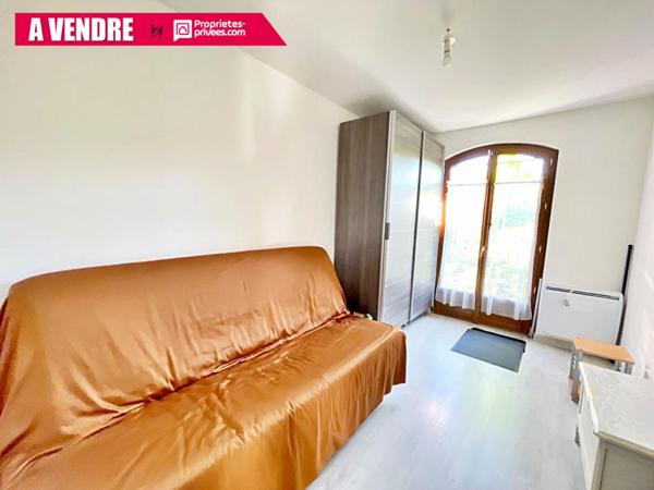 Maison Artigues Pres Bordeaux 6 pièce(s) 150 m2 Piscine jardin Garage