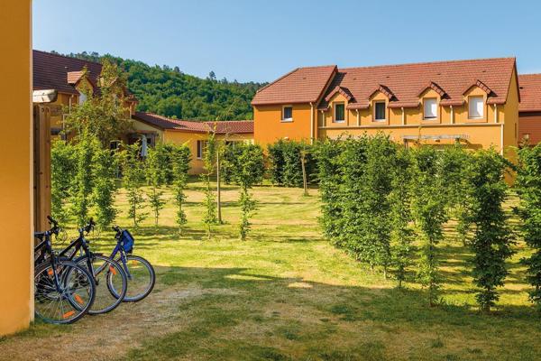 INVESTISSEMENT LOCATIF – Montignac-Lascaux – Résidence de Tourisme Les Bastides de Lascaux - 6,06% de rentabilité